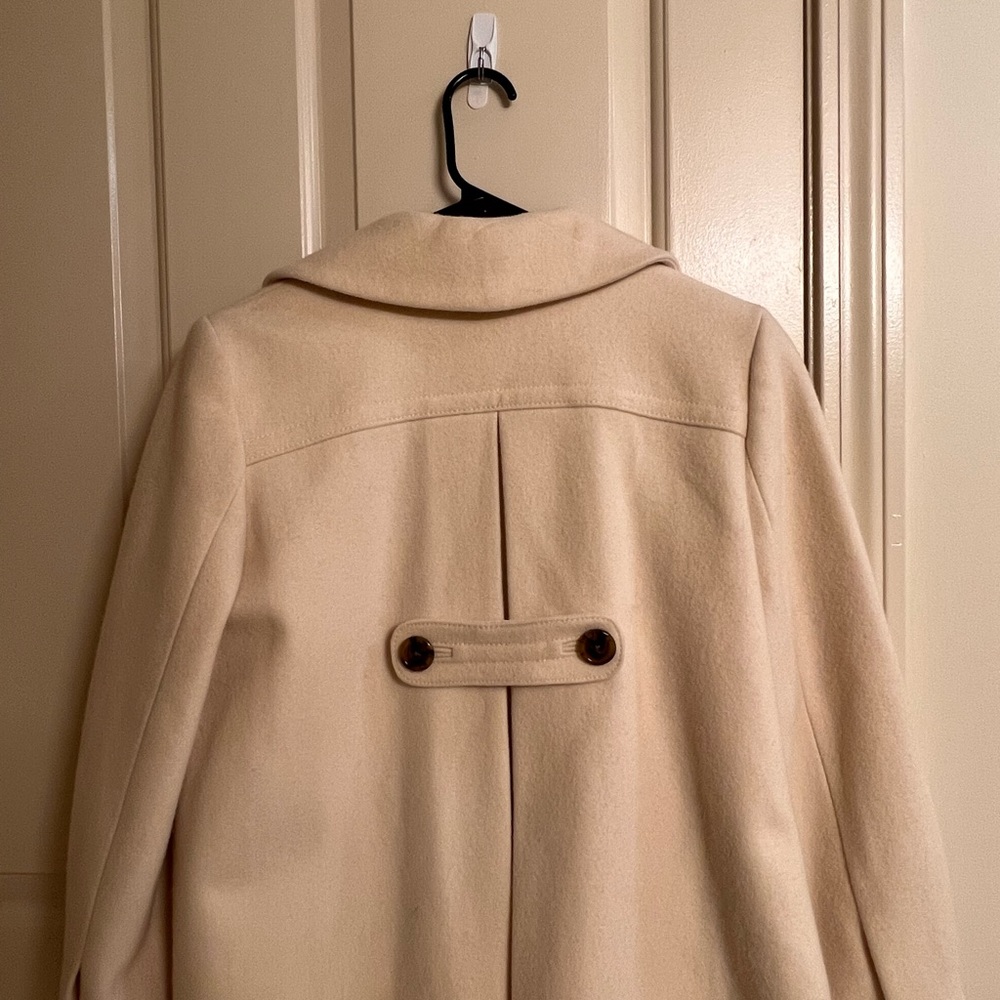 Coat - Picture 3 of 4